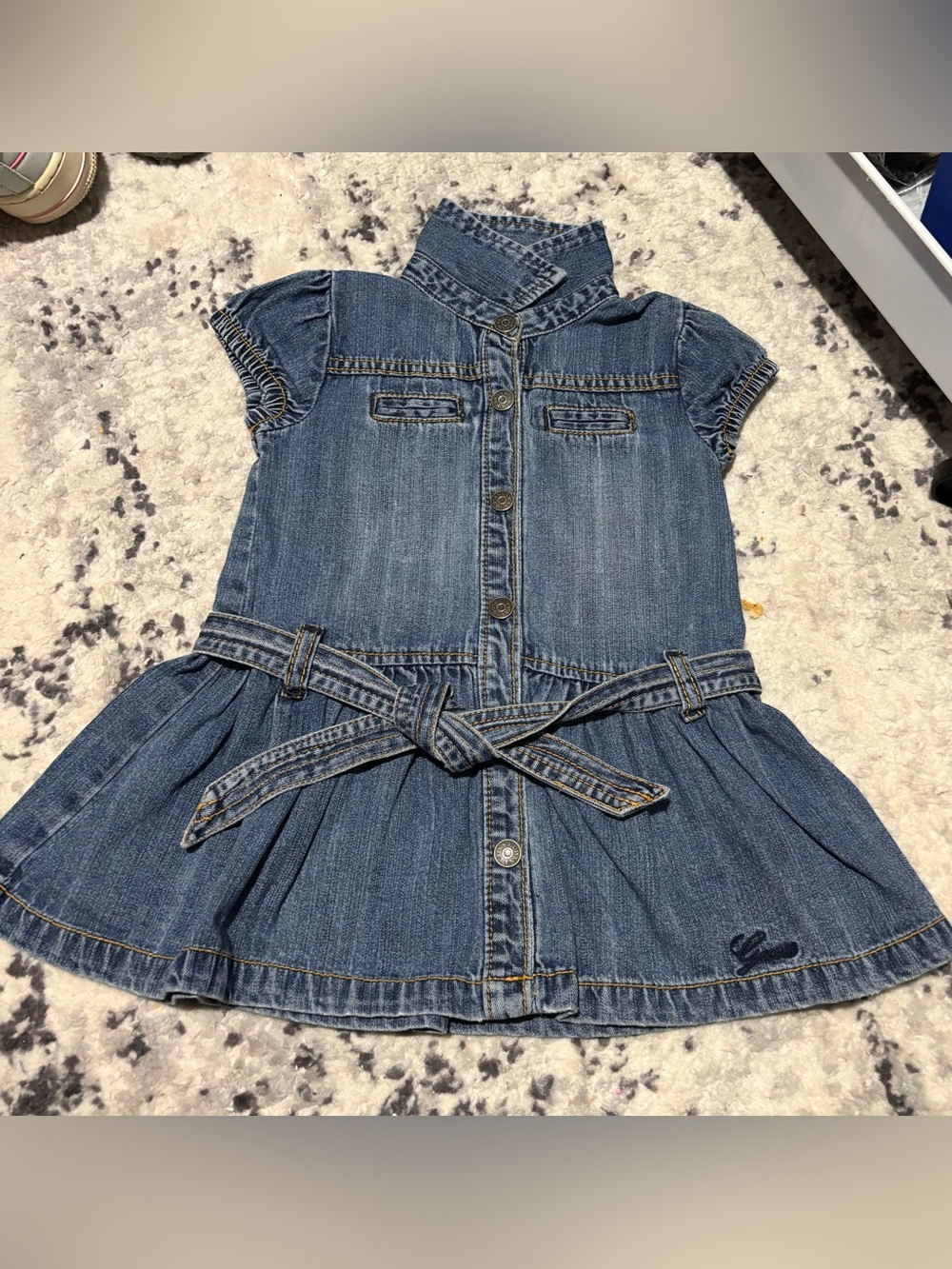 This is a bundle. Guess Girls Denim Button-Front Dress. A Levi scooter skirt